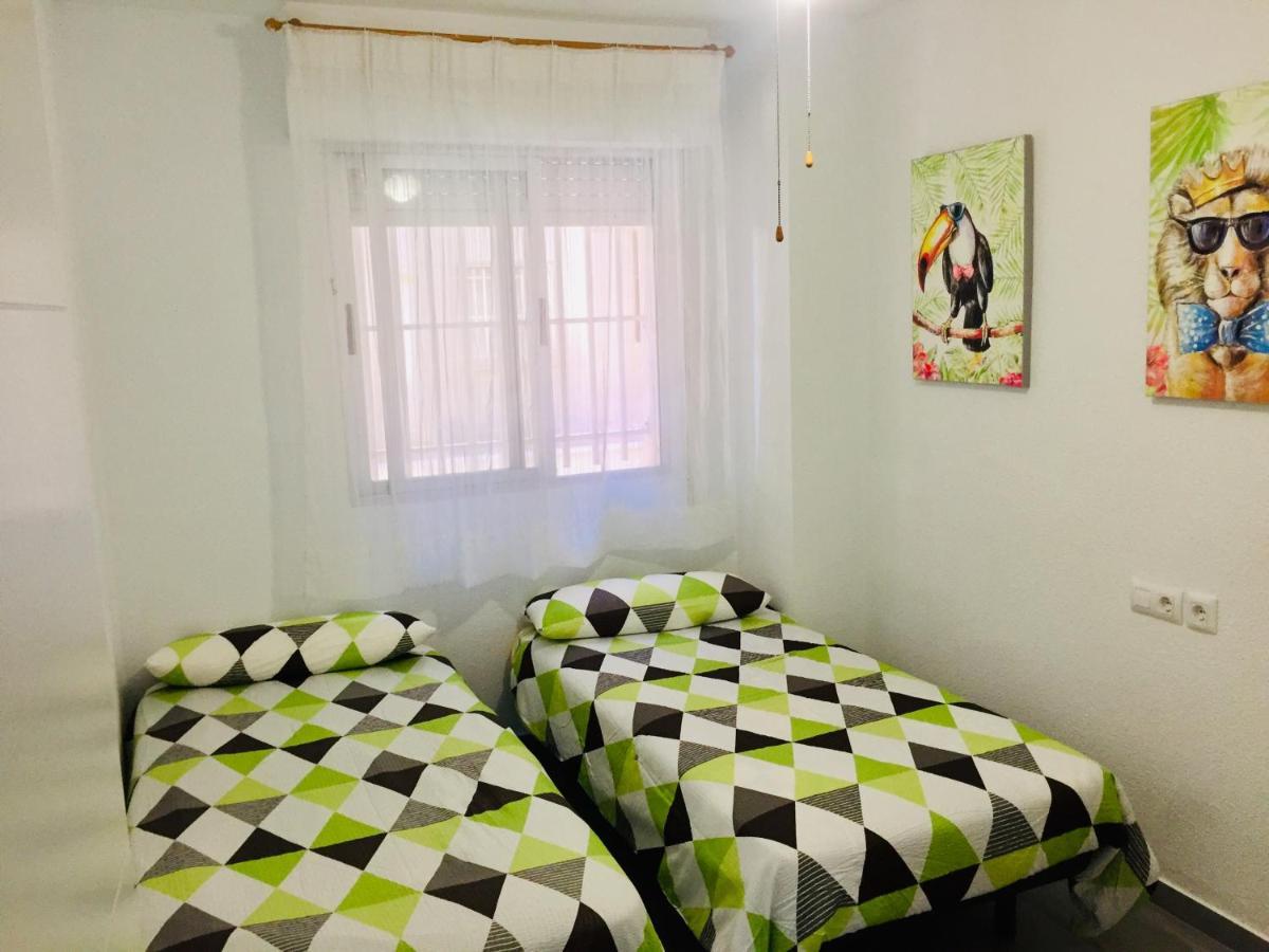 Apartamento Santa PolaThe Guitar 300 m de la playa Exterior foto