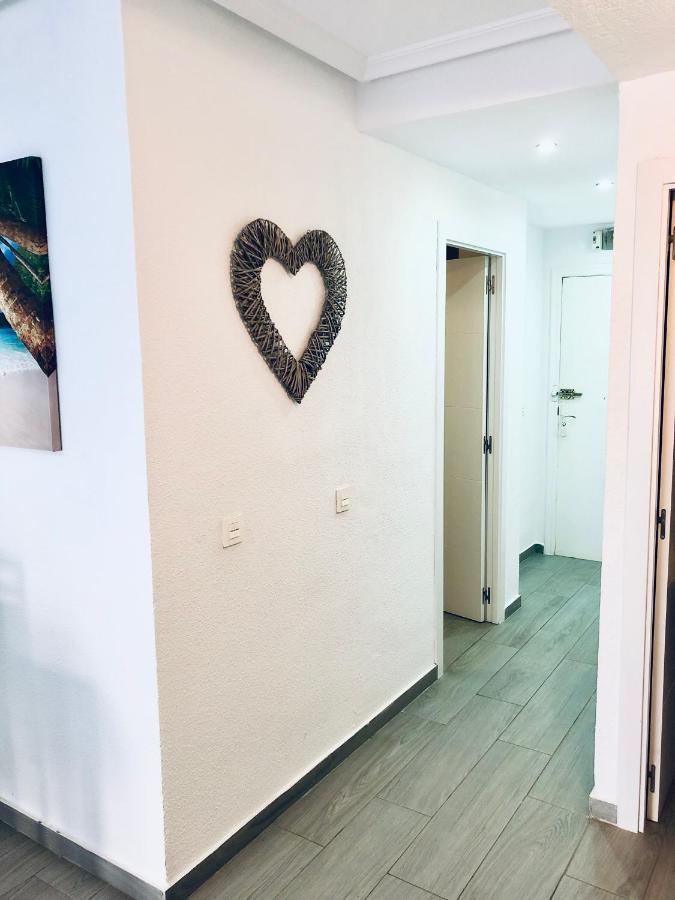 Apartamento Santa PolaThe Guitar 300 m de la playa Exterior foto